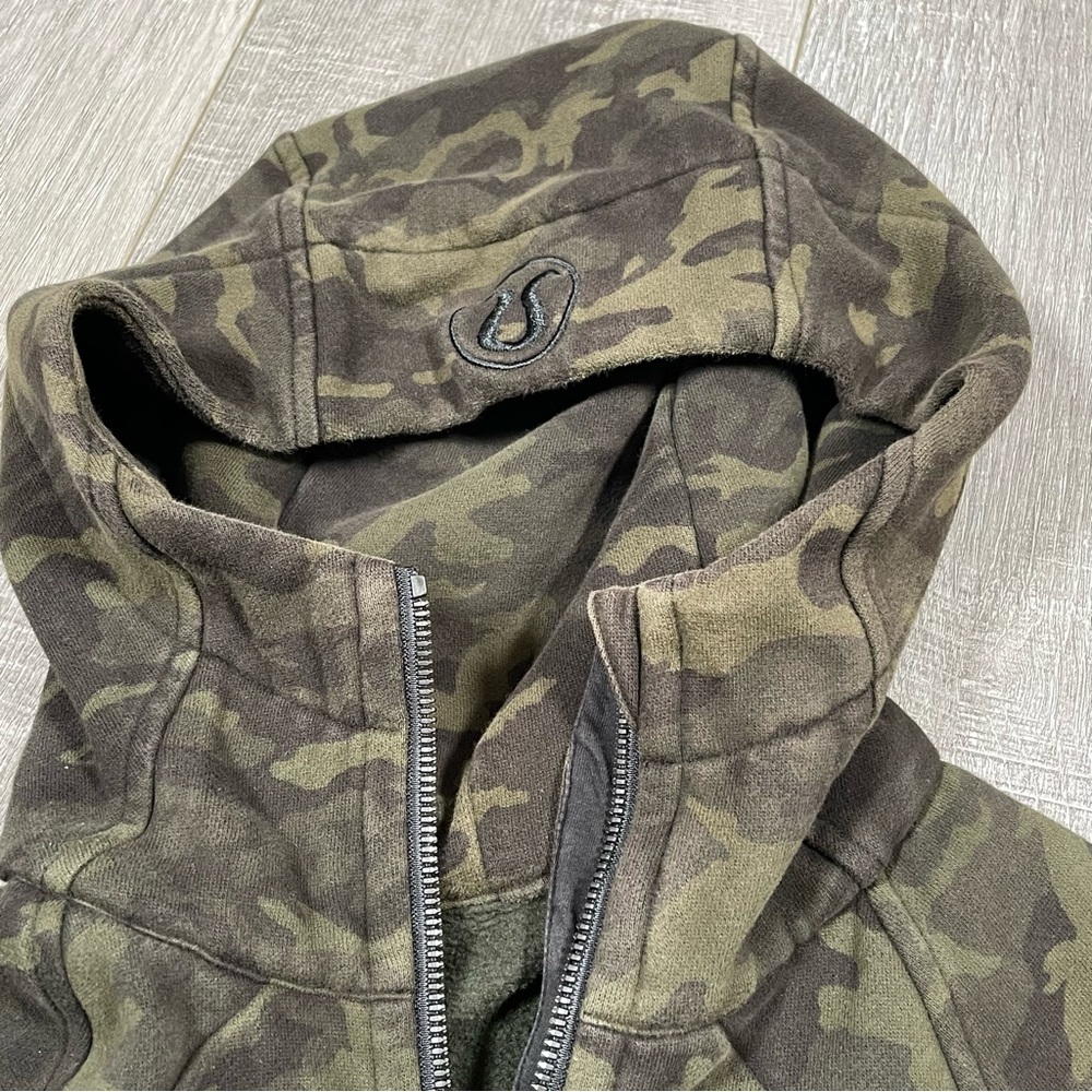 Lululemon Scuba Hoodie size 6 Camo - Picture 6 of 8